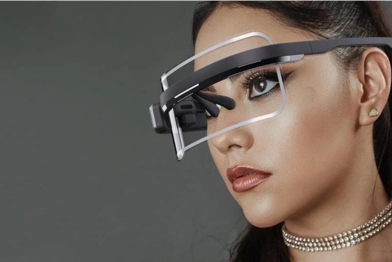 Wearing Graphene Heating Massage Glasses While Looking at Your Phone