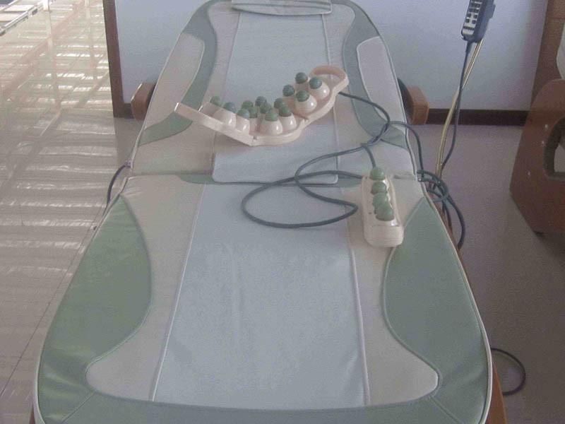 Electric Full Body Acupressure Thermal Jade Stone Massage Table Bed